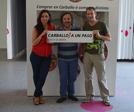 Ignacio Vilar con Marta Lado e Monti Castieiras en Carballo